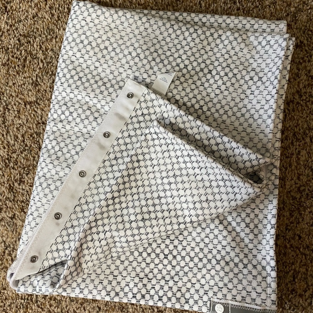 Lululemon Vinyasa Scarf